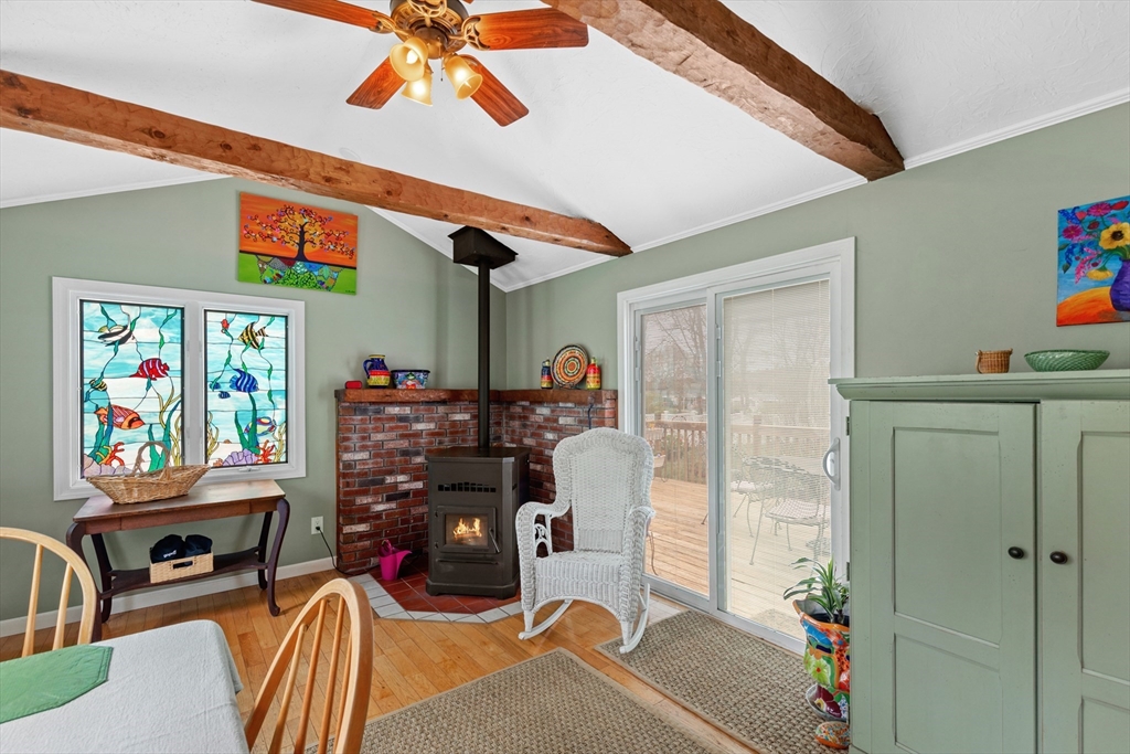 27 Worrall Road Plymouth, MA 02360 - Photo 6 of 36 Gallery Image 6