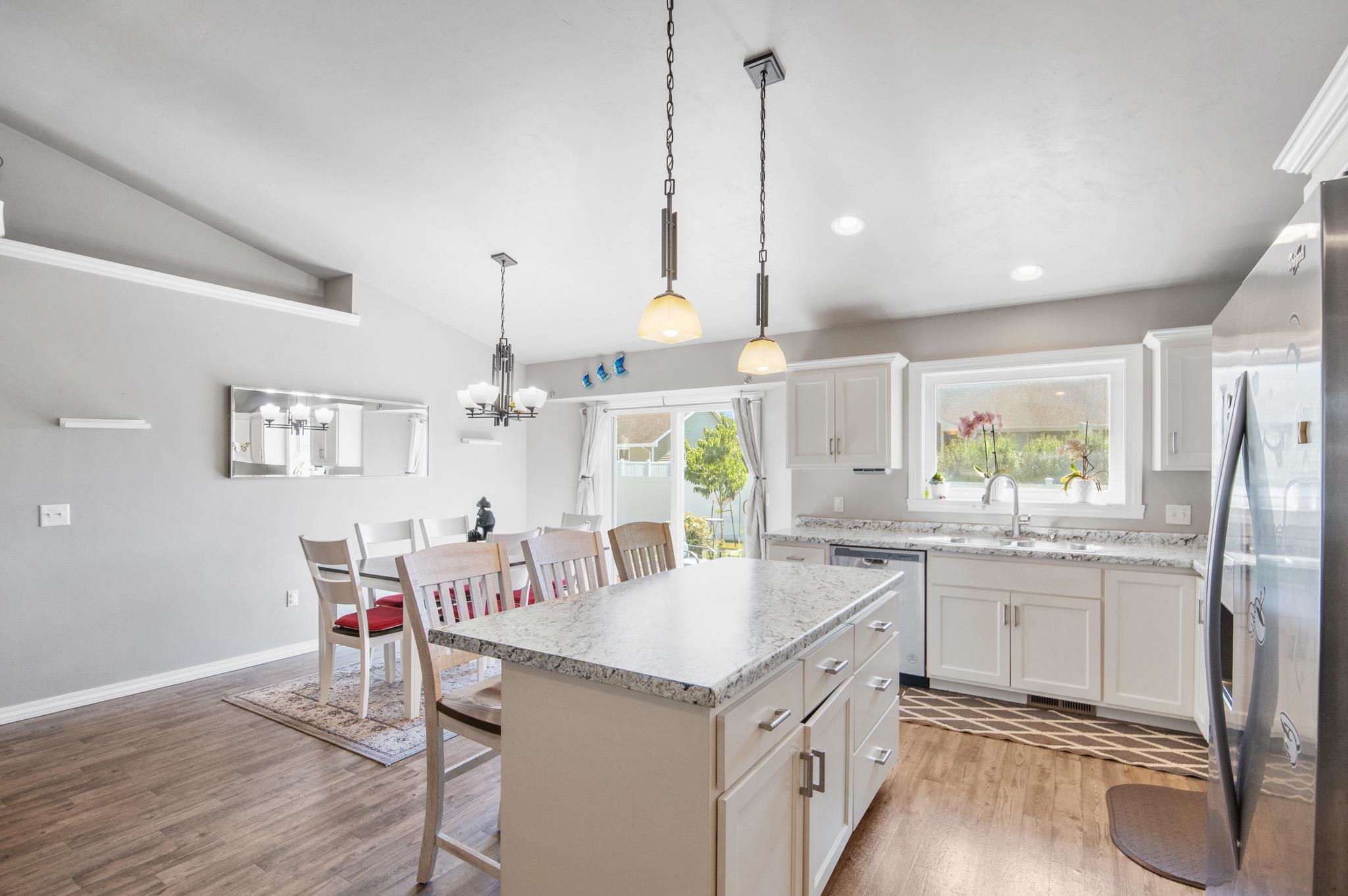 830 Roth Road De Pere, WI 54115 - Photo 11 of 41