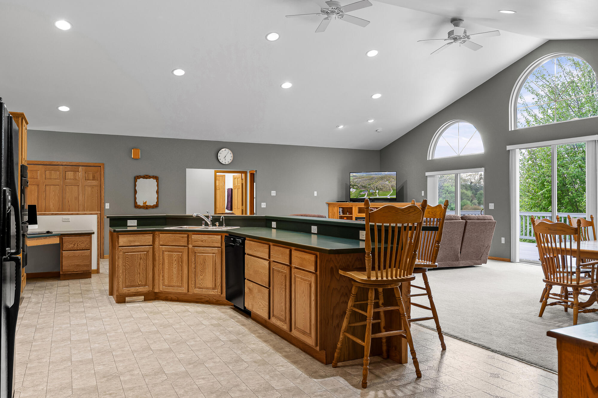 W6166 Valley Place Holmen, WI 54636 - Photo 12 of 41 Kitchen