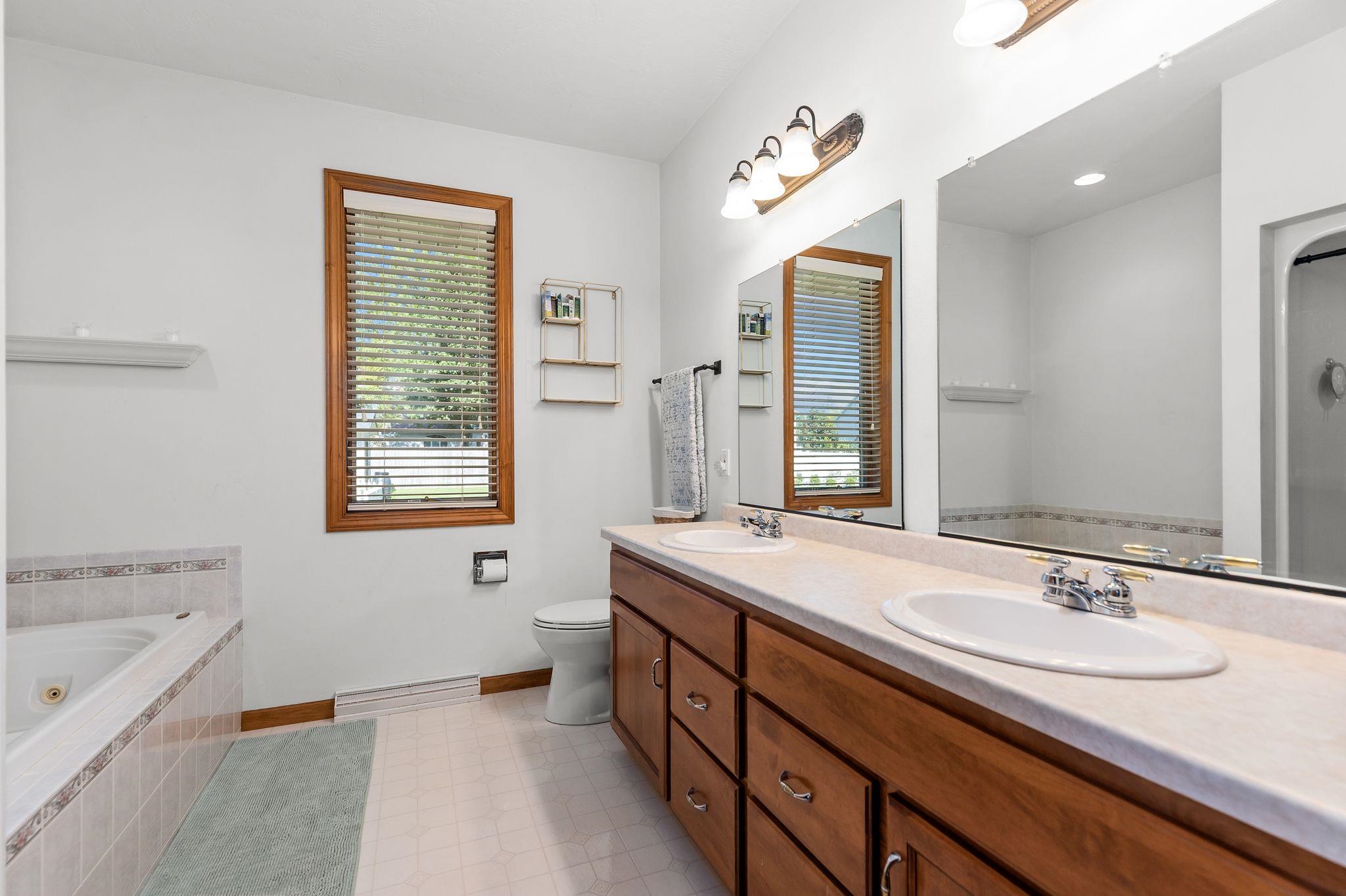 3497 Rosenberry Court Appleton, WI 54913 - Photo 19 of 54