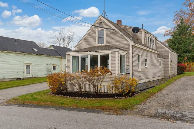 $265,000 | 4 Lincoln Street, Richmond, ME 04357