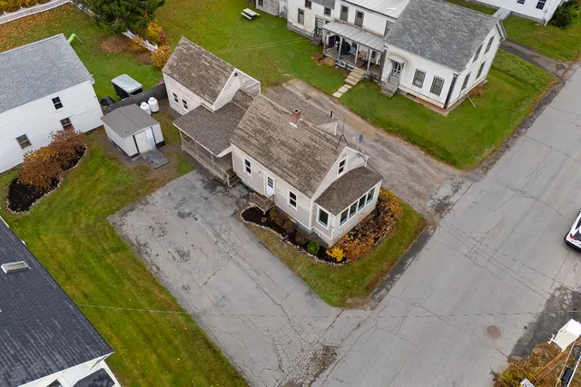 $265,000 | 4 Lincoln Street, Richmond, ME 04357