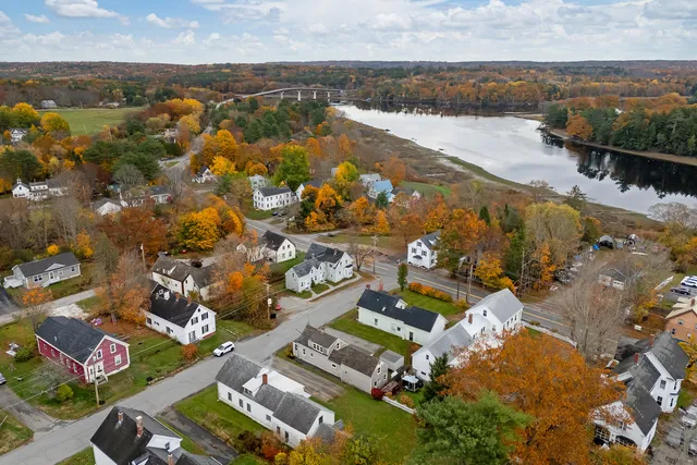 $265,000 | 4 Lincoln Street, Richmond, ME 04357