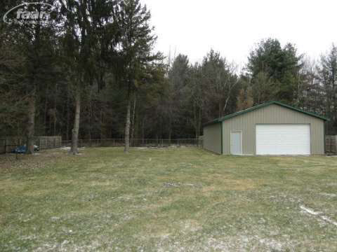 1883 Curtis Road Birch Run, MI 48415 - Photo 11 of 12 20387439-10.JPG