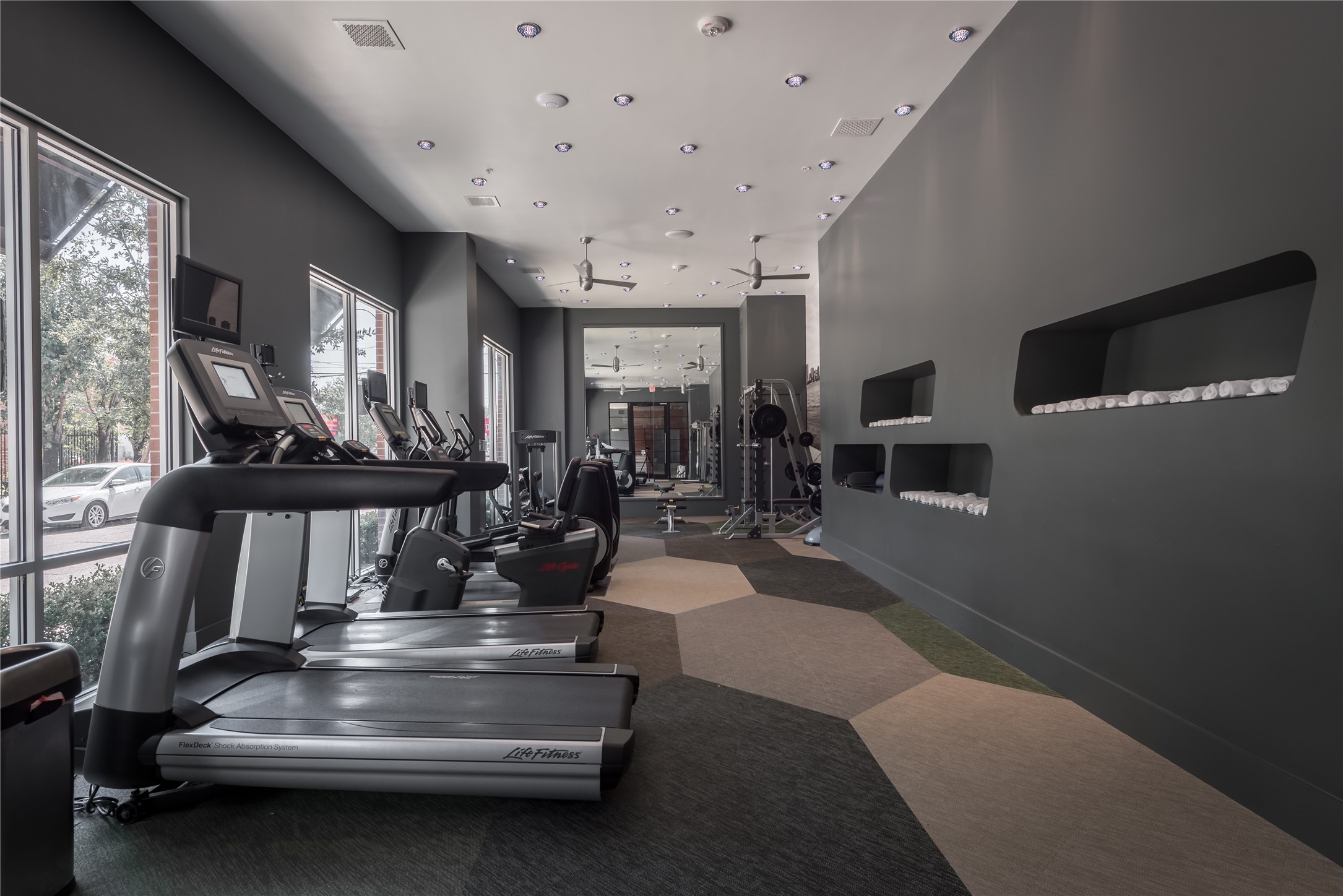 2700 Brazos Street, Unit 4310 Houston, TX 77006 - Photo 8 of 20 One of two fitness facilities with on demand classes.