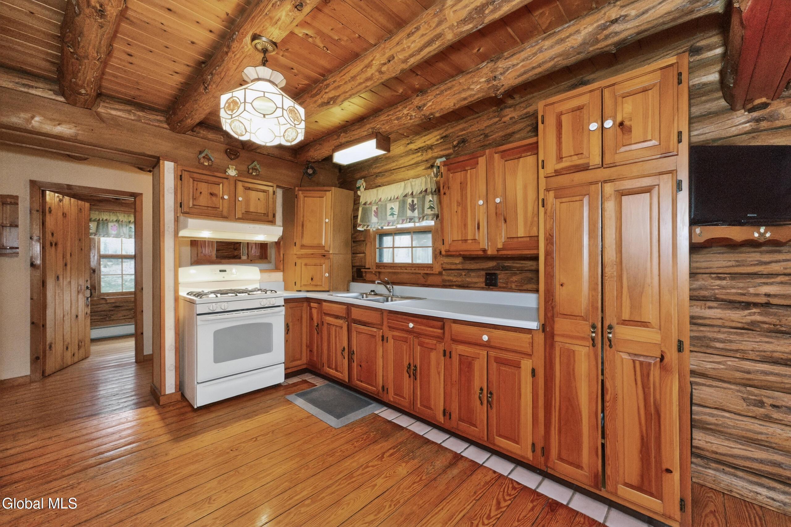 375 Momrow Road Sand Lake, NY 12153 - Photo 18 of 51 3 Kitchen 4