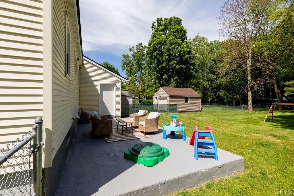 219 South Terry Road Syracuse, NY 13219 - Photo 37 of 40