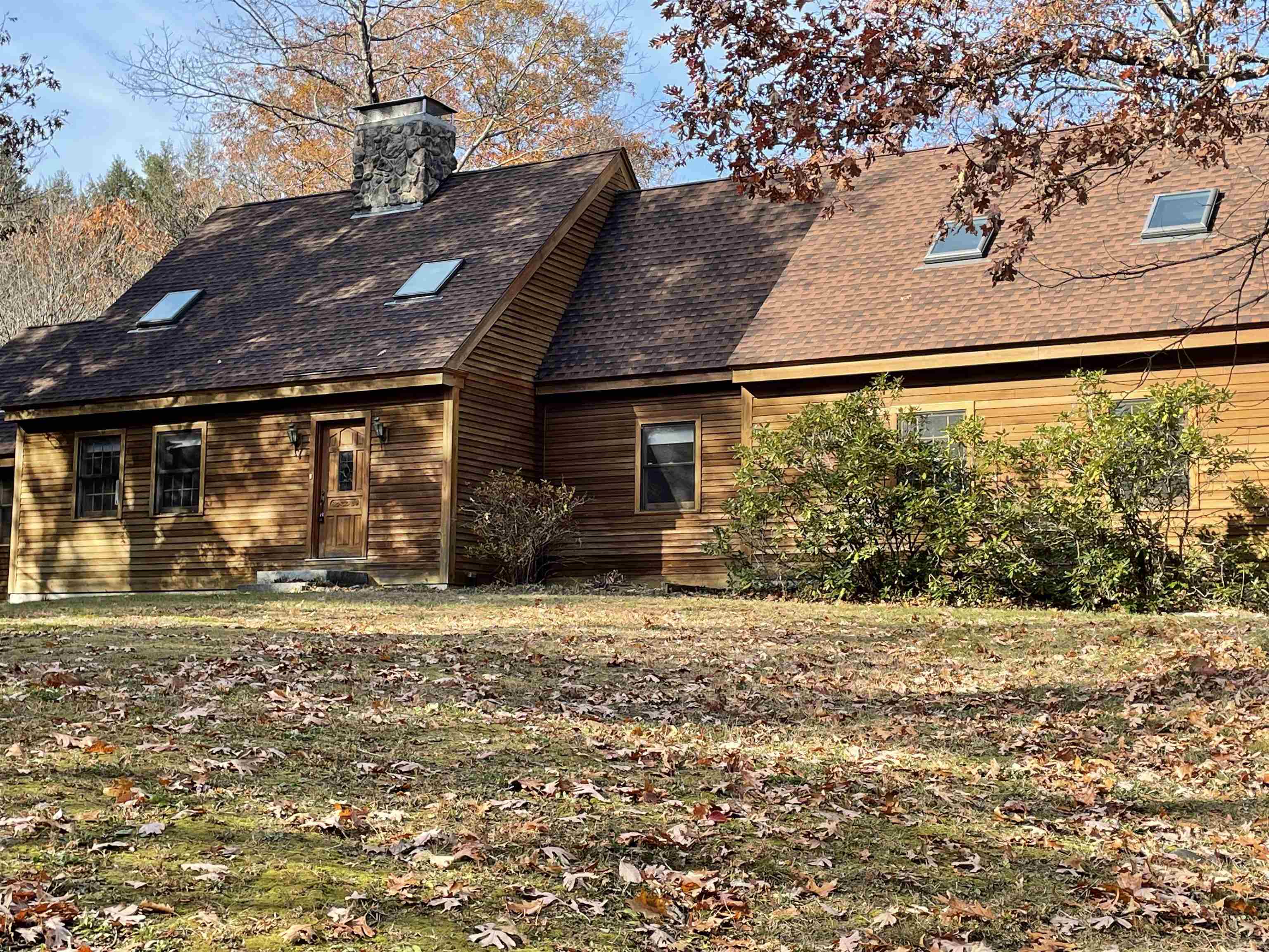 199 Pleasant Pond Road Hopkinton, NH 03229 - Photo 2 of 40
