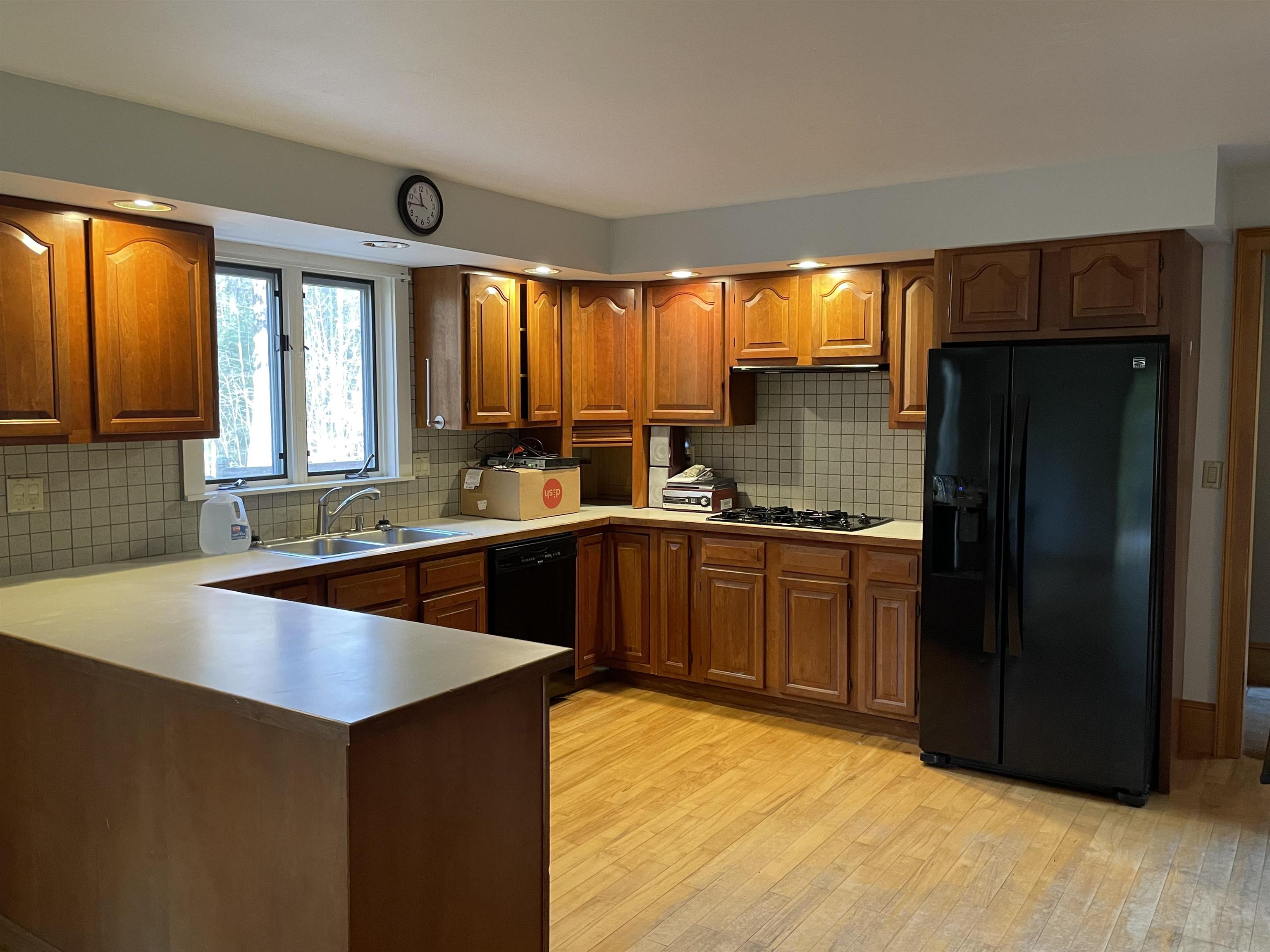 199 Pleasant Pond Road Hopkinton, NH 03229 - Photo 10 of 40