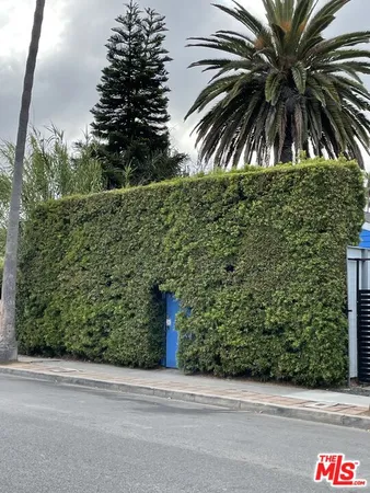 $5,200 | 926 California Avenue, Venice, CA 90291