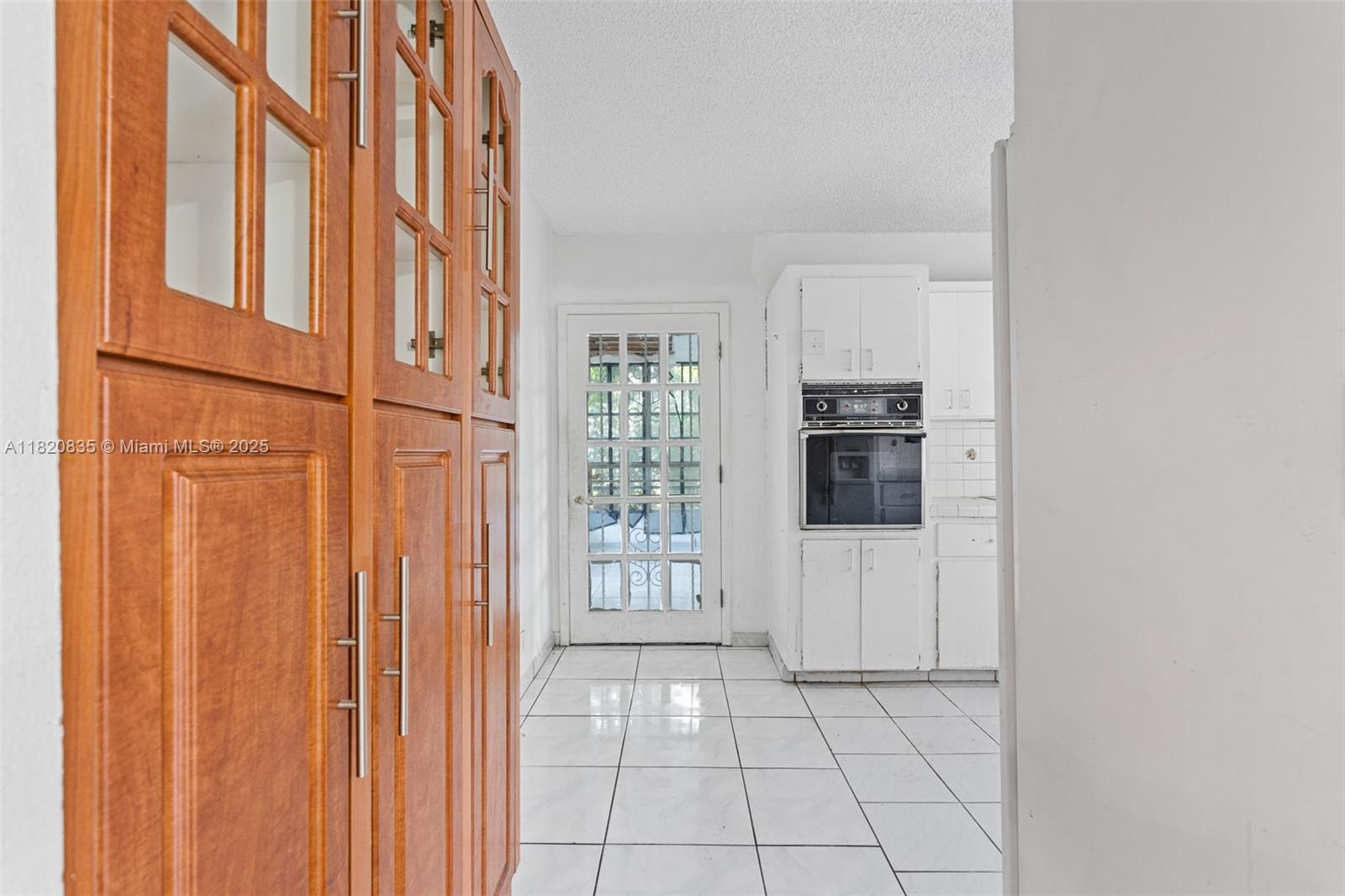 2920 Southwest 37th Court Miami, FL 33134 - Photo 24 of 48