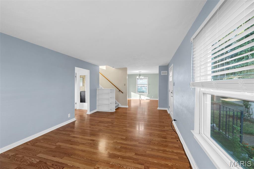 8506 Mathilda Avenue St. Louis, MO 63123 - Photo 11 of 34