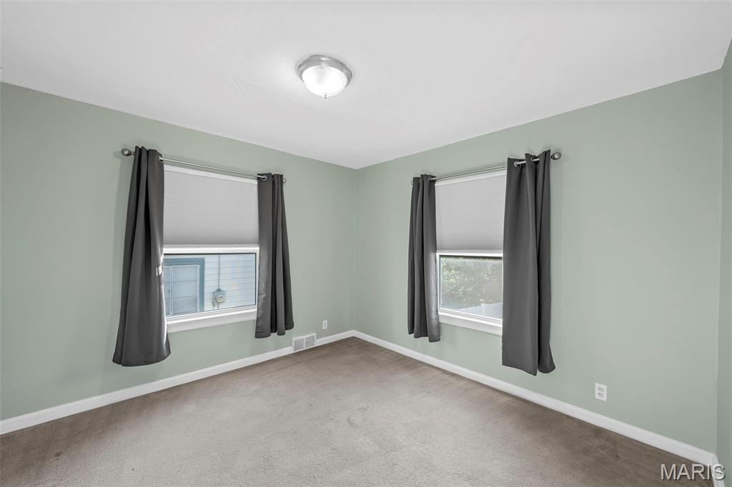 8506 Mathilda Avenue St. Louis, MO 63123 - Photo 22 of 34