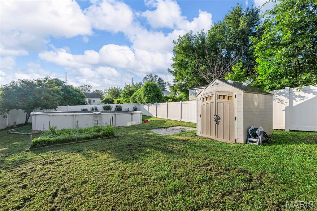 8506 Mathilda Avenue St. Louis, MO 63123 - Photo 6 of 34