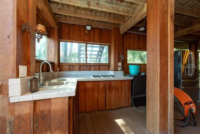 $1,350,000 | 8820 Hickory Lane South, Riverview, FL 33578