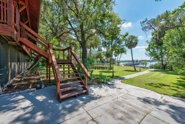 $1,350,000 | 8820 Hickory Lane South, Riverview, FL 33578