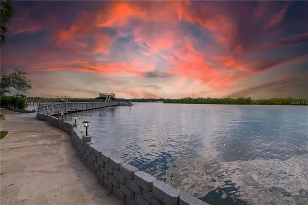 $1,350,000 | 8820 Hickory Lane South, Riverview, FL 33578