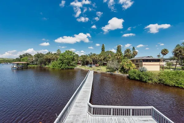 $1,350,000 | 8820 Hickory Lane South, Riverview, FL 33578