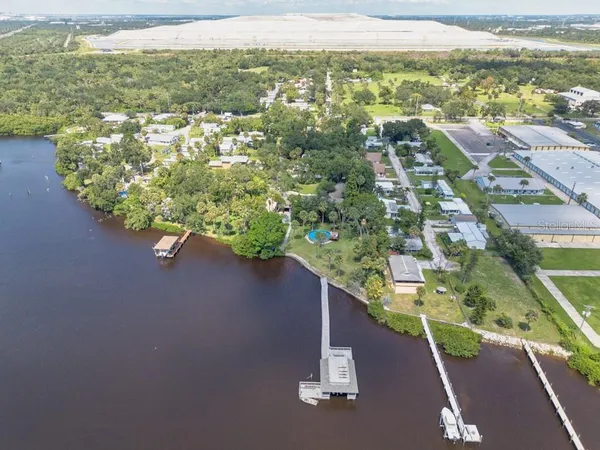 $1,350,000 | 8820 Hickory Lane South, Riverview, FL 33578