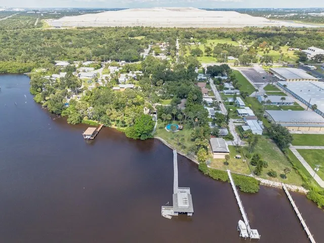 $1,350,000 | 8820 Hickory Lane South, Riverview, FL 33578