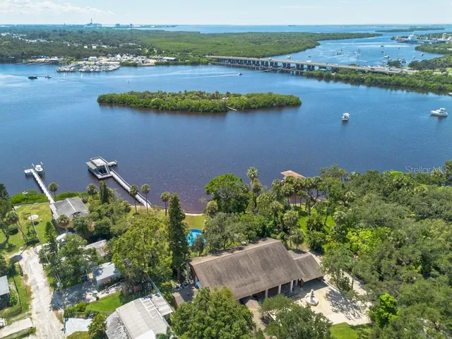 $1,350,000 | 8820 Hickory Lane South, Riverview, FL 33578