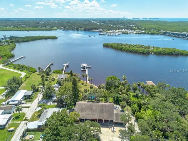 $1,350,000 | 8820 Hickory Lane South, Riverview, FL 33578