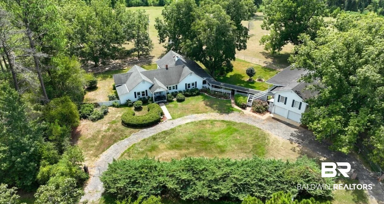 2006 Evergreen Road Jackson, AL 36545 - Photo 1 of 65 Gallery Image 1