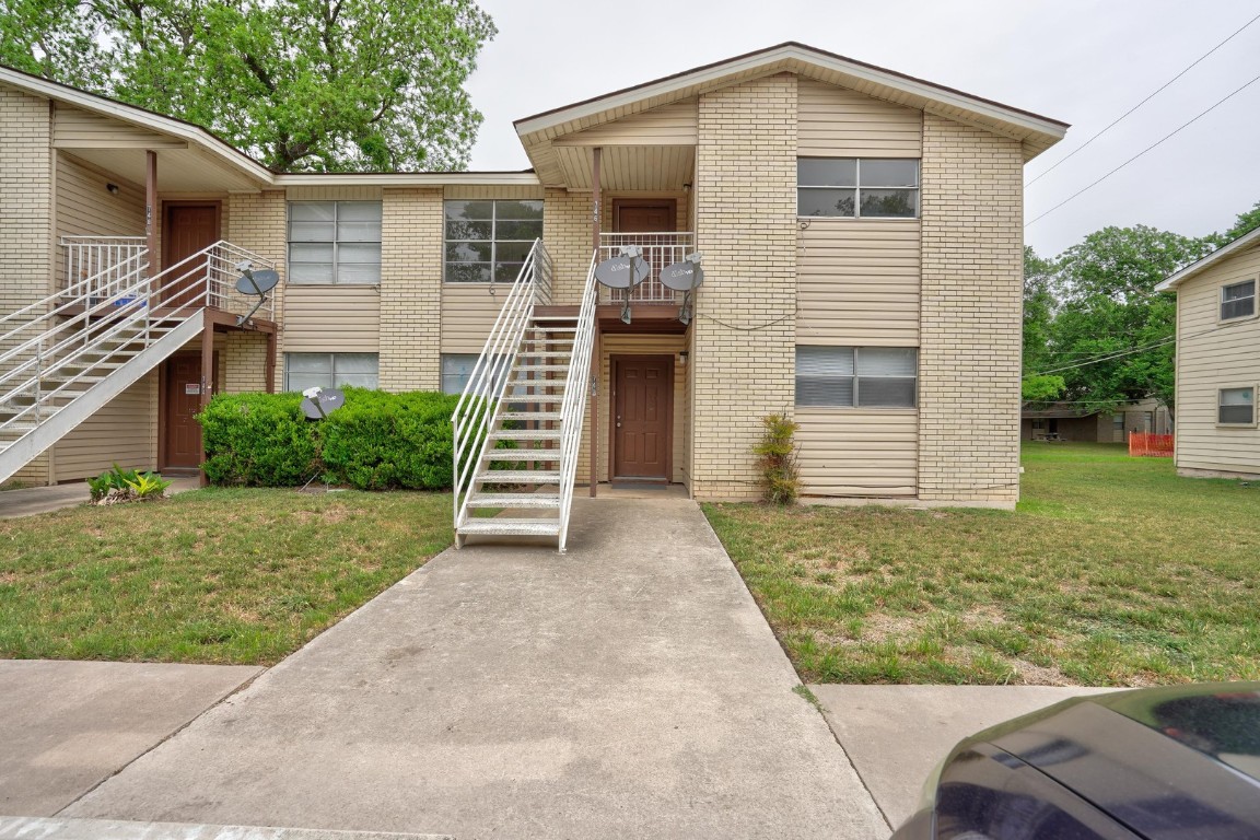 726 Martindale Road San Marcos, TX 78666 - Photo 1 of 1
