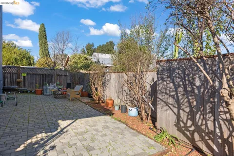 $1,400,000 | 2216 East 23rd Street, Oakland, CA 94606