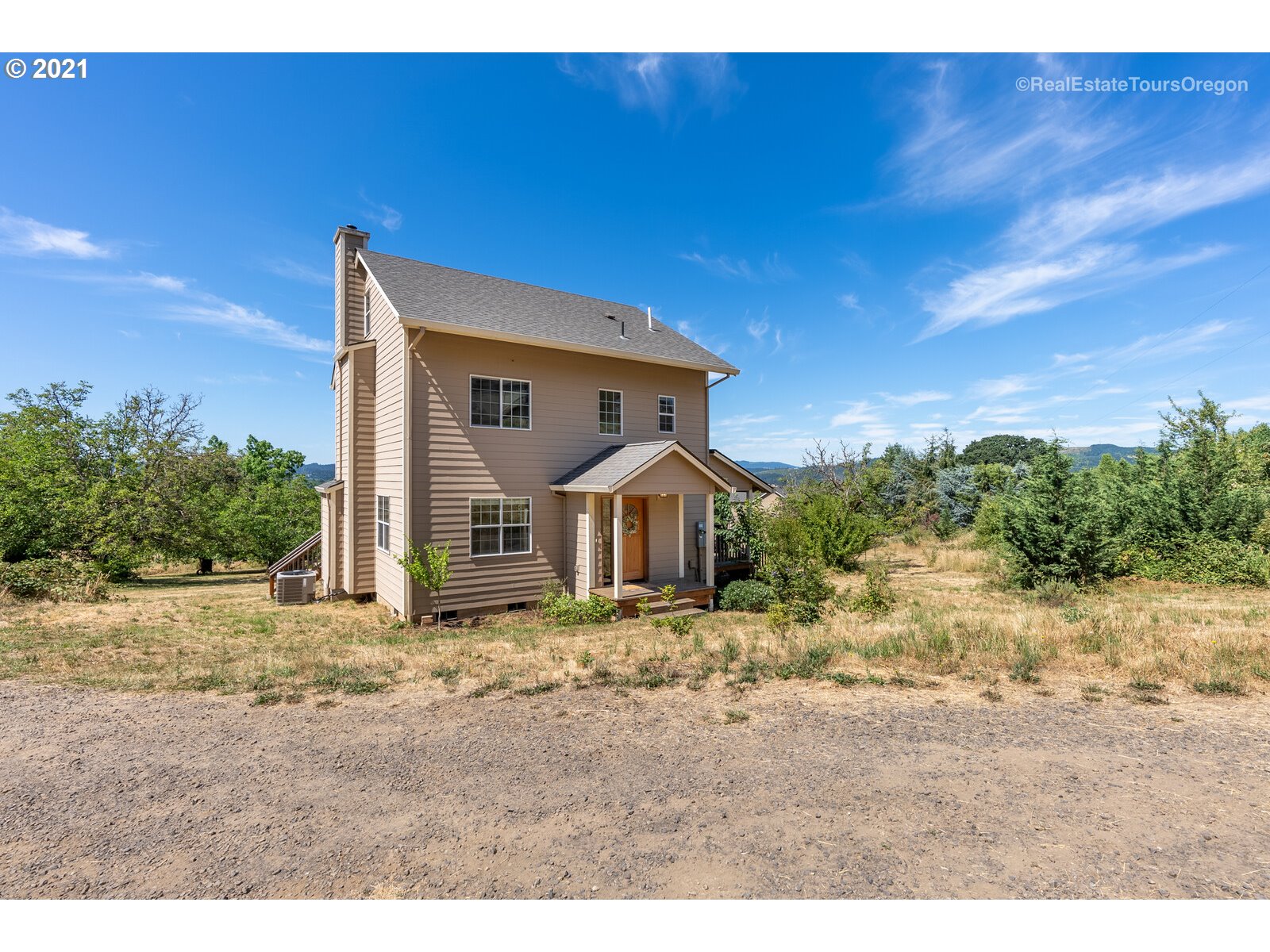 41660 Southwest Sandstrom Road Gaston, OR 97119 - Photo 2 of 31