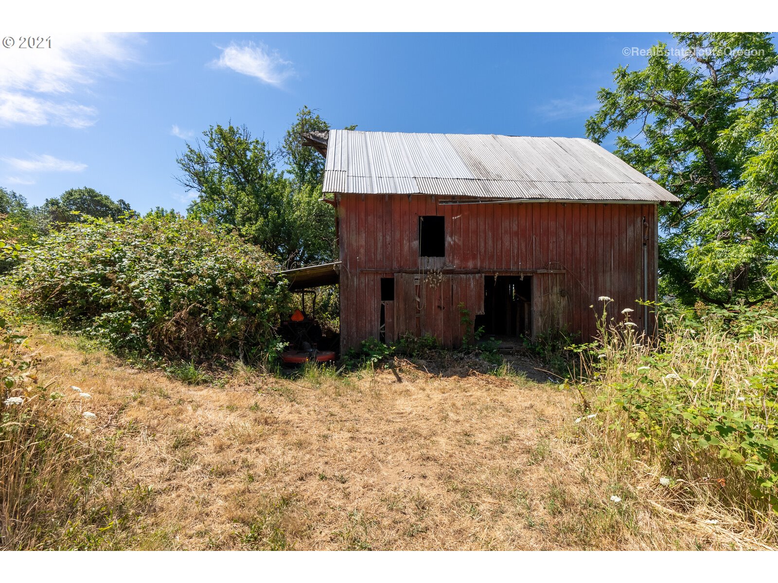 41660 Southwest Sandstrom Road Gaston, OR 97119 - Photo 25 of 31