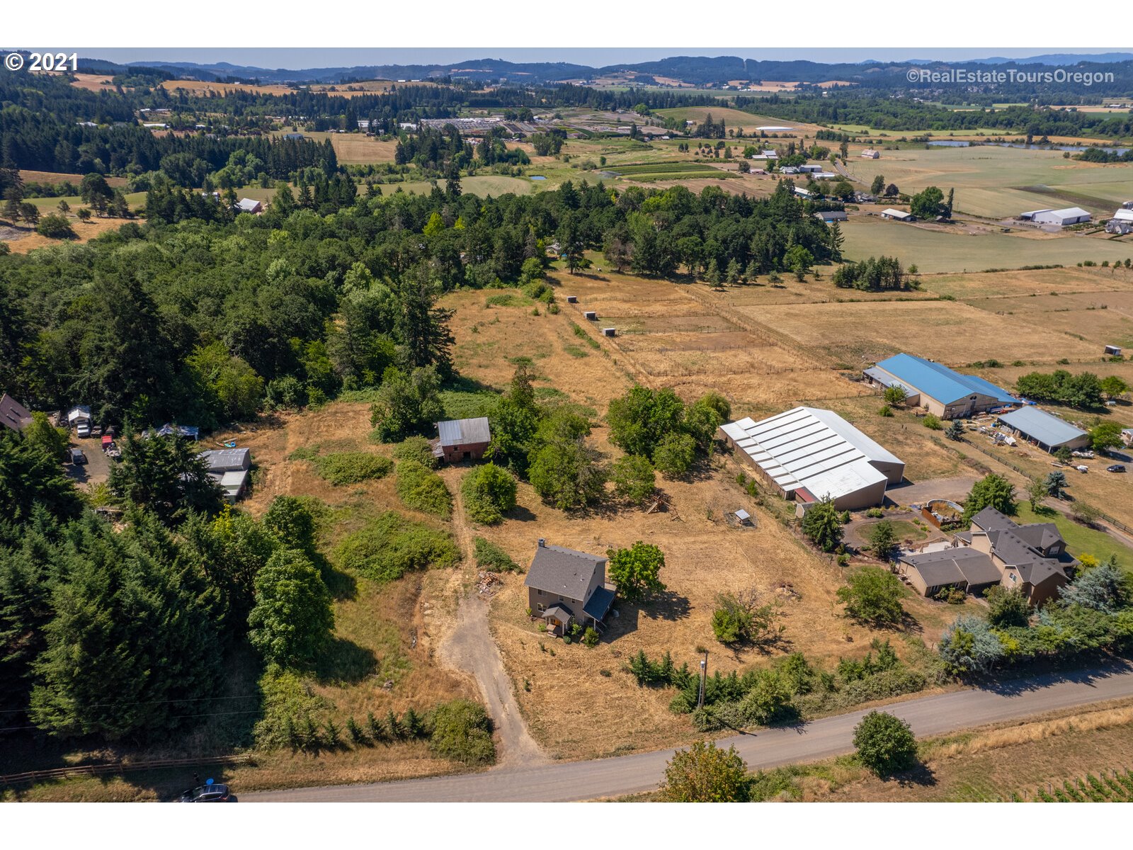 41660 Southwest Sandstrom Road Gaston, OR 97119 - Photo 28 of 31