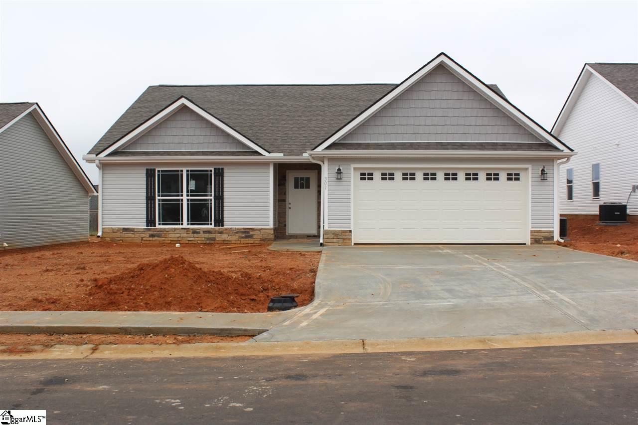 301 Catterick Way Fountain Inn, SC 29644 - Photo 1 of 11 Gallery Image 1