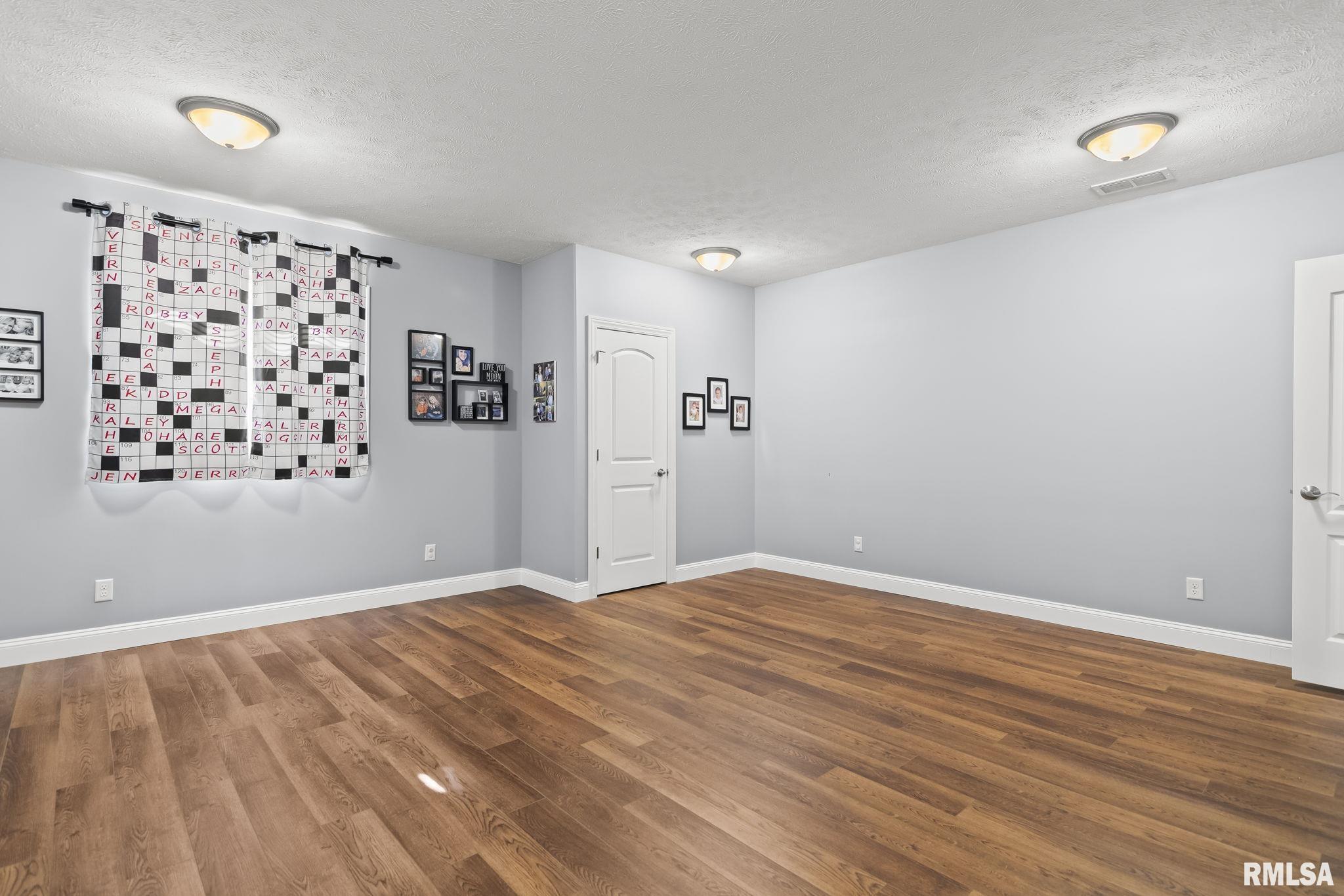 2104 Dubsdread Lane Springfield, IL 62711 - Photo 42 of 55
