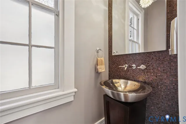 $1,329,000 | 2005 Stuart Avenue, Richmond, VA 23220