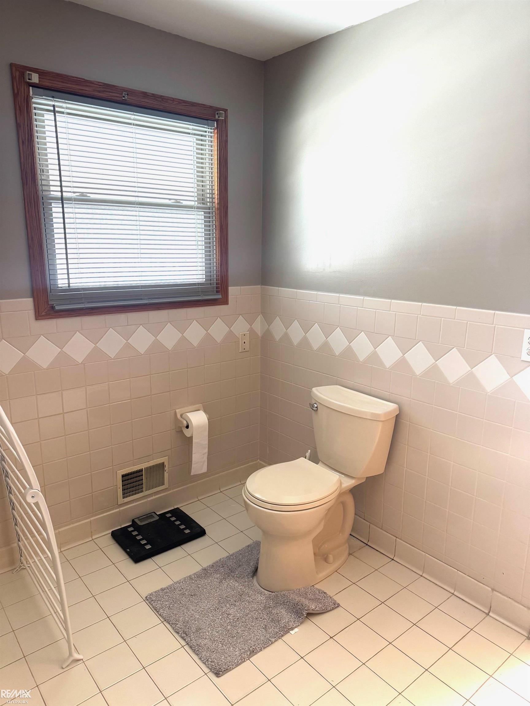 3915 Gregory Road Gregory, MI 48137 - Photo 20 of 24