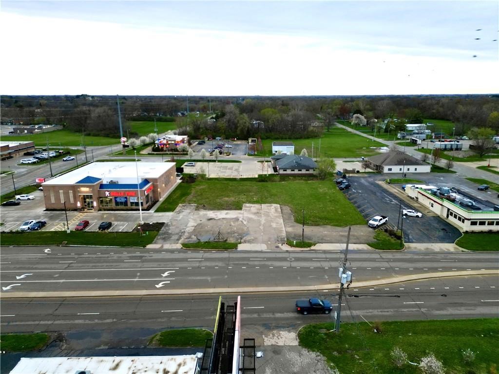 640 East Pershing Road Decatur, IL 62526 - Photo 3 of 8