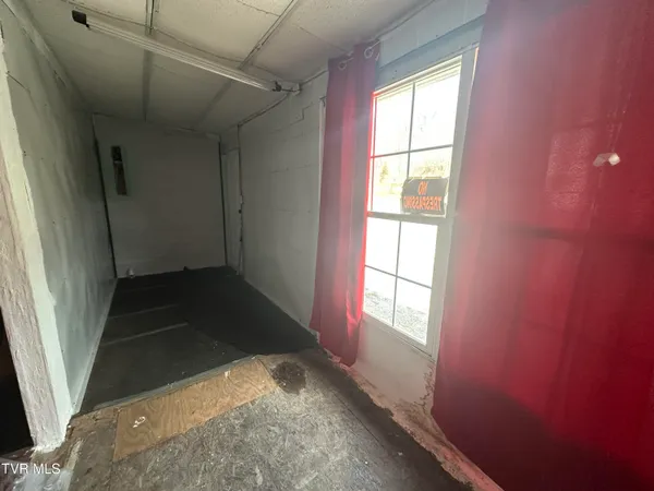 $40,000 | 818 Oakdale Street, Appalachia, VA 24216