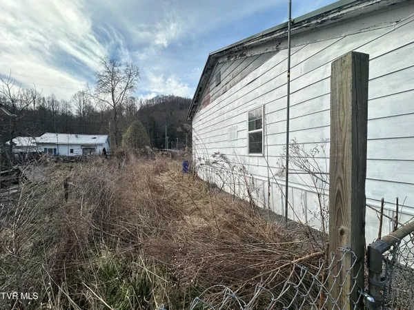 $40,000 | 818 Oakdale Street, Appalachia, VA 24216