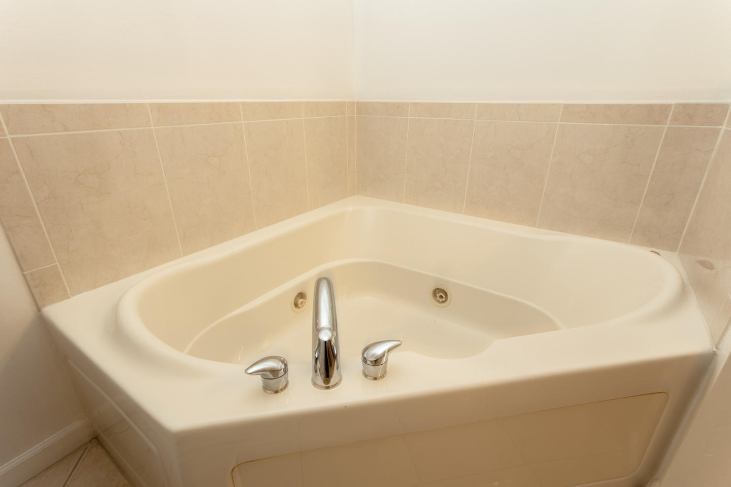 124 Lancaster Way Wellington, FL 33414 - Photo 19 of 28 HUNT-125
