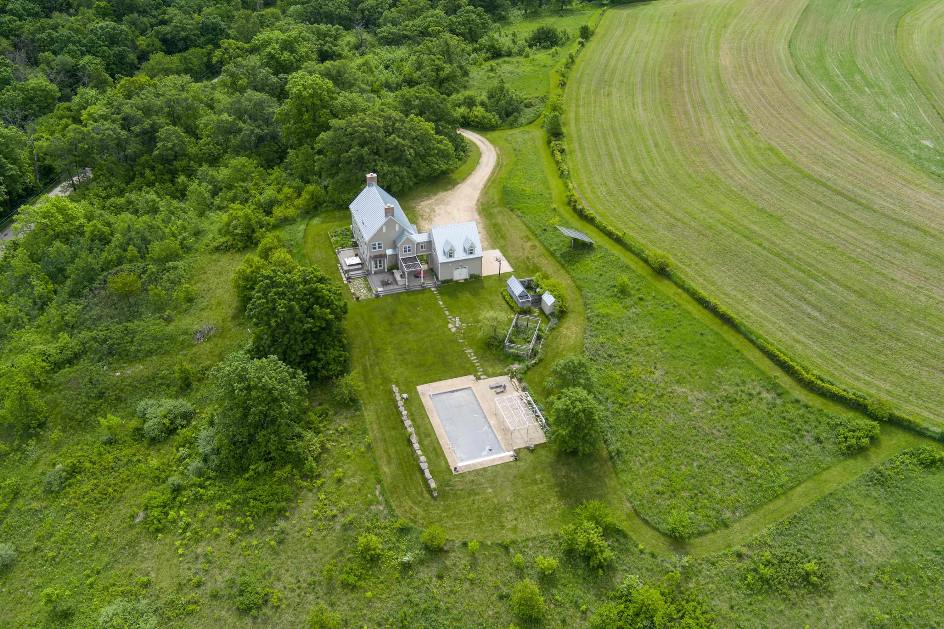4275 Norwegian Hollow Road Dodgeville, WI 53533 - Photo 62 of 71