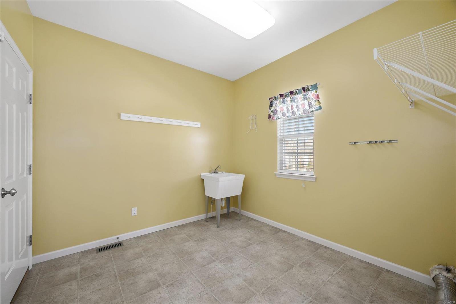 1028 Pearview Drive St. Peters, MO 63376 - Photo 18 of 30