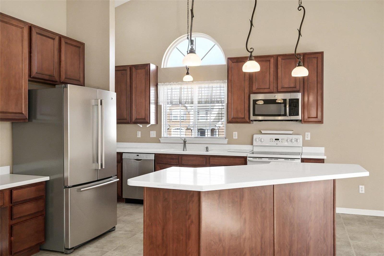 1028 Pearview Drive St. Peters, MO 63376 - Photo 7 of 30