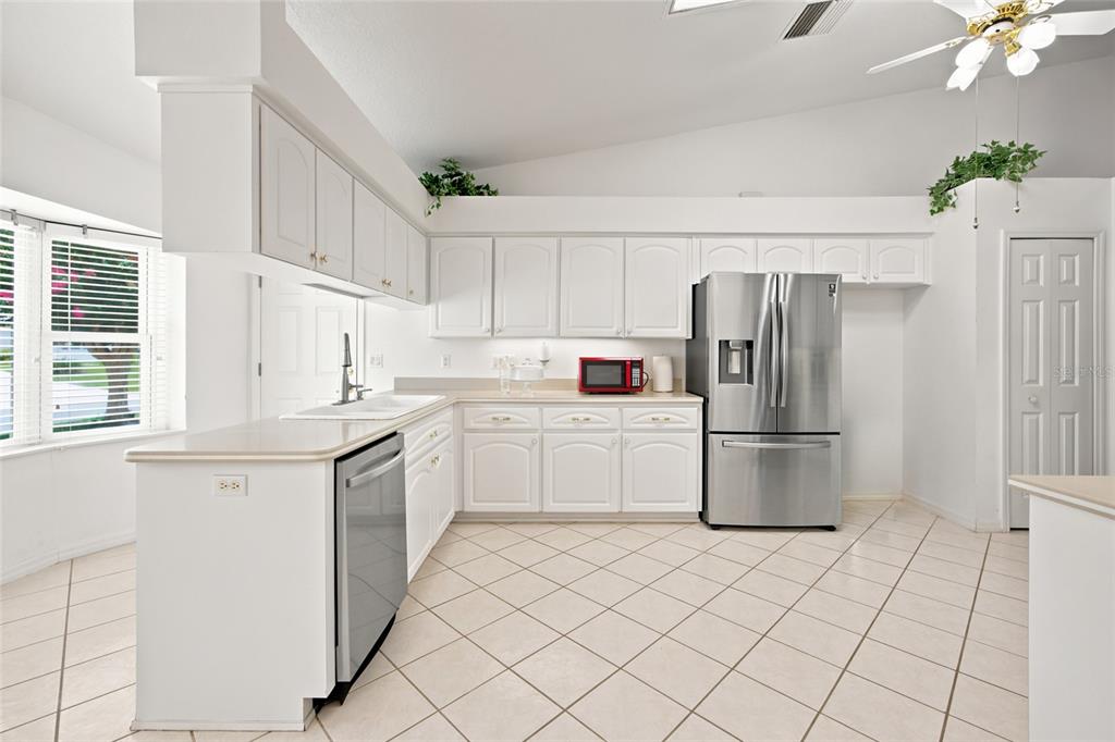 27202 Racquet Circle Leesburg, FL 34748 - Photo 19 of 61