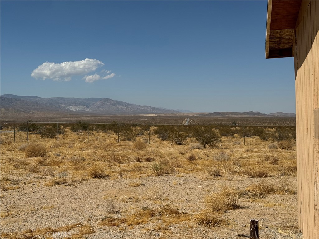 48938 Old Woman Springs Road Johnson Valley, CA 92285 - Photo 5 of 7 a view of ocean