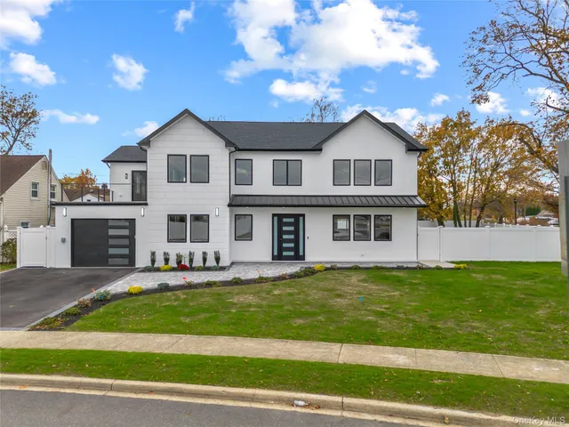 $1,575,000 | 2 Orchid Road, Levittown, NY 11756