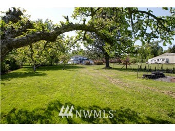 2201 Lummi Shore Road Bellingham, WA 98226 - Photo 12 of 14 Gallery Image 12