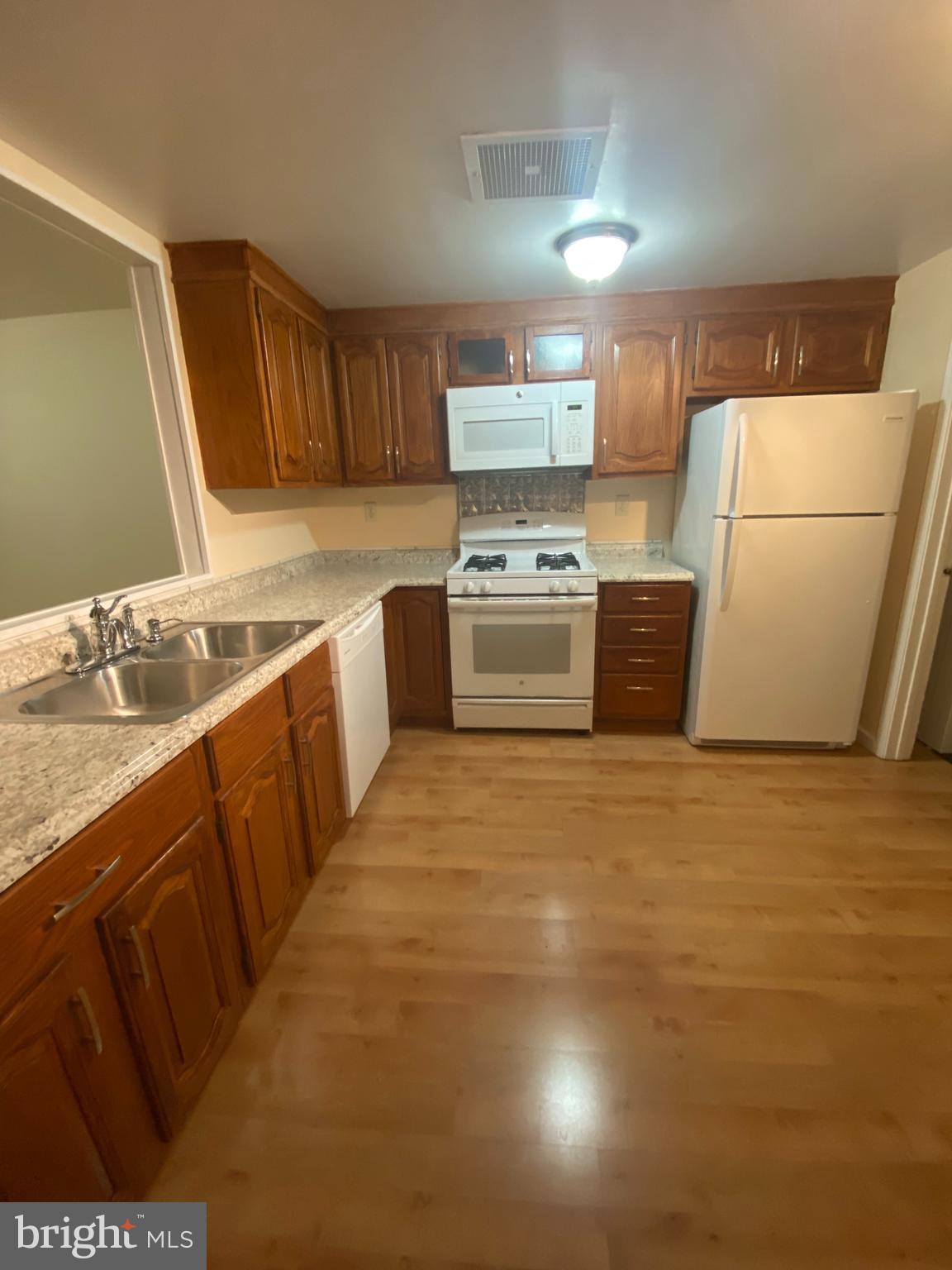 1202 Mountainview Drive Chesterbrook, PA 19087 - Photo 2 of 17