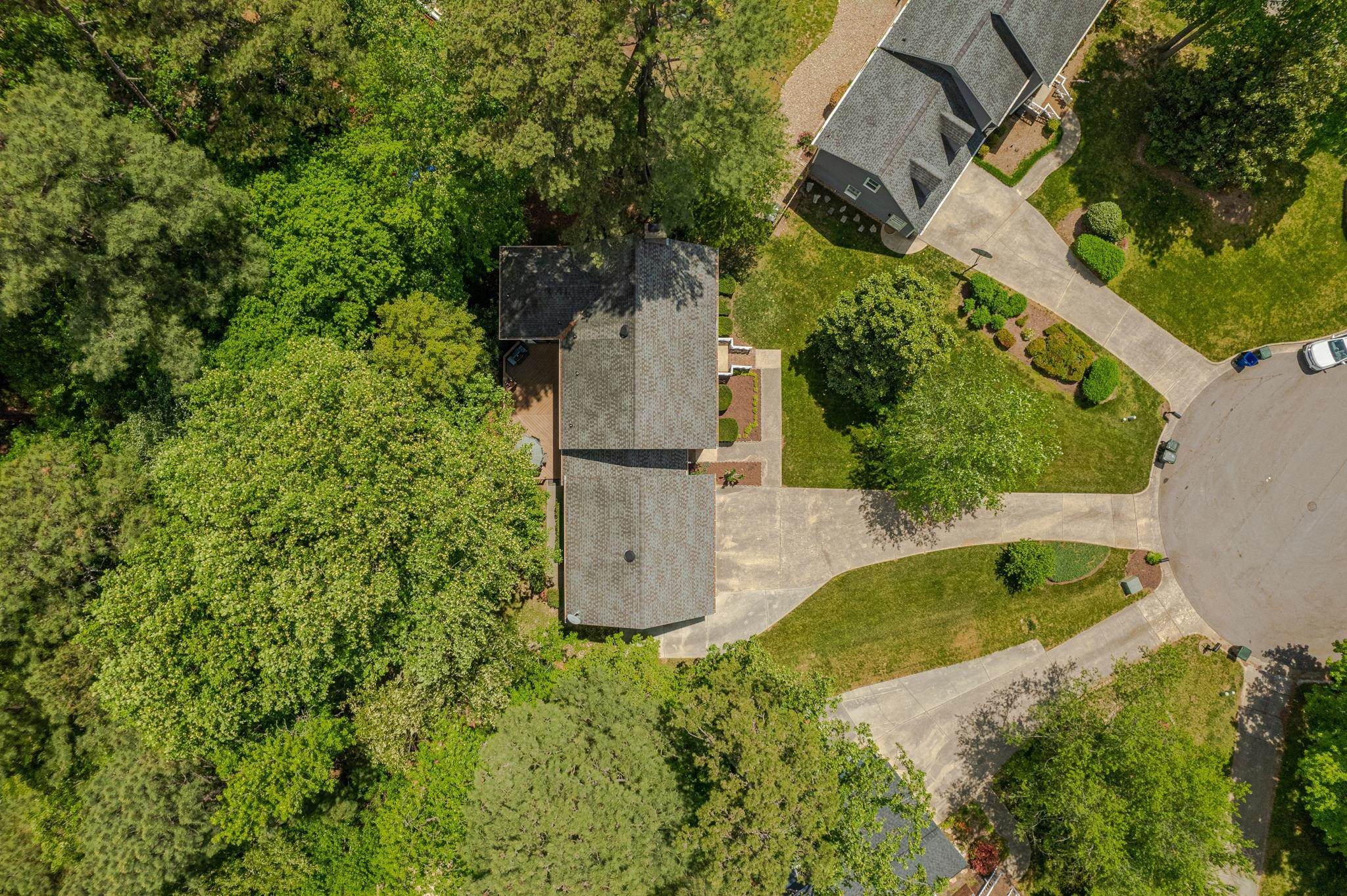 8105 Winstone Court Raleigh, NC 27615 - Photo 3 of 31 Nice Cul-De-Sac