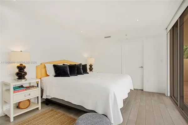 $7,500 | 1700 South Bayshore Lane, Unit 3A, Coconut Grove, FL 33133